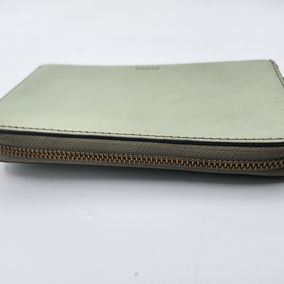 Fossil Mint Green Leather Wallet - Picture 7 of 7